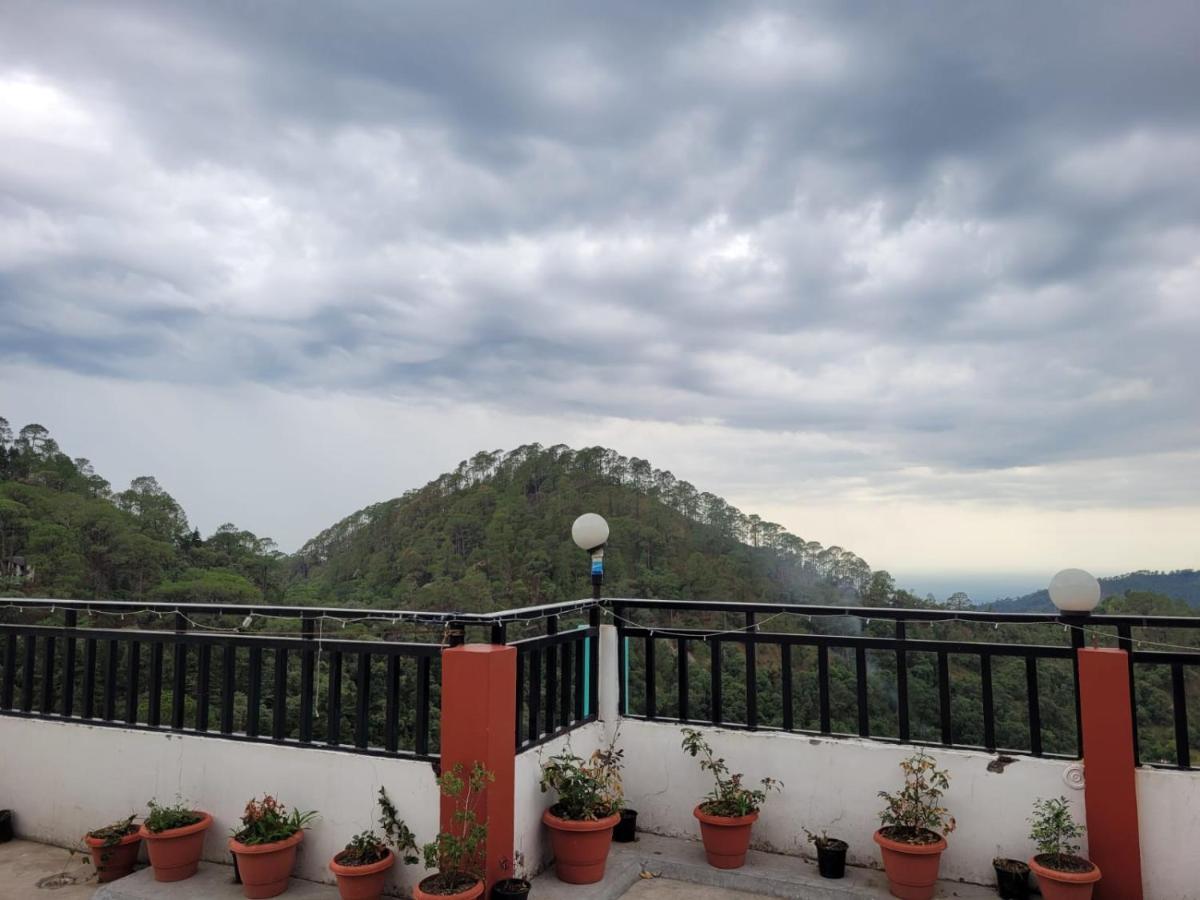 Sh Sunset Resort Nainital Exteriör bild