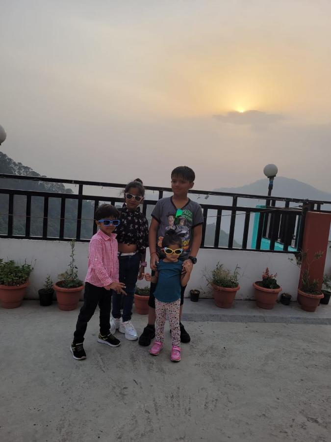 Sh Sunset Resort Nainital Exteriör bild